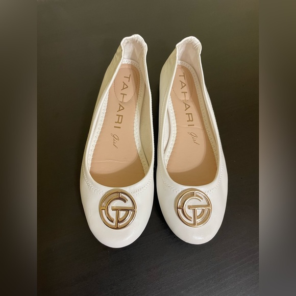 Tahari Shoes - Tahari White and Gold Flats with Elegant Emblem